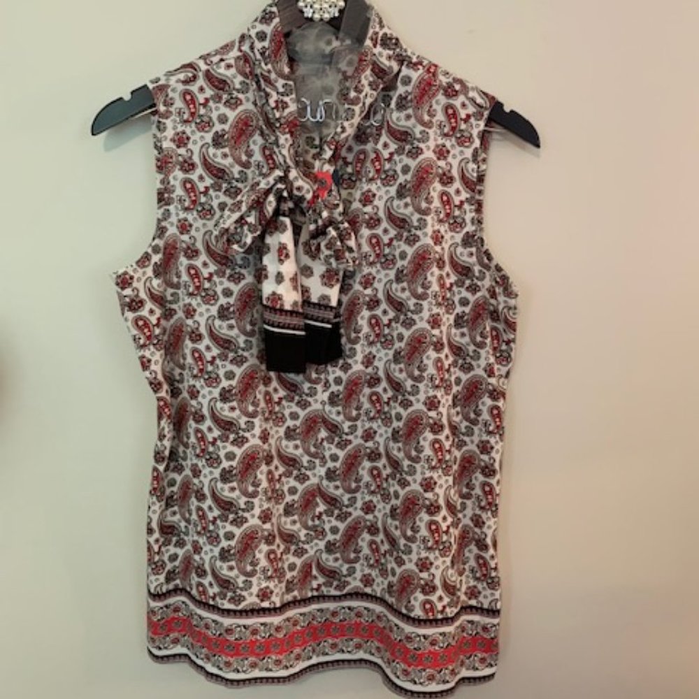 NWT: Tommy Hilfiger Blouse-Size Medium